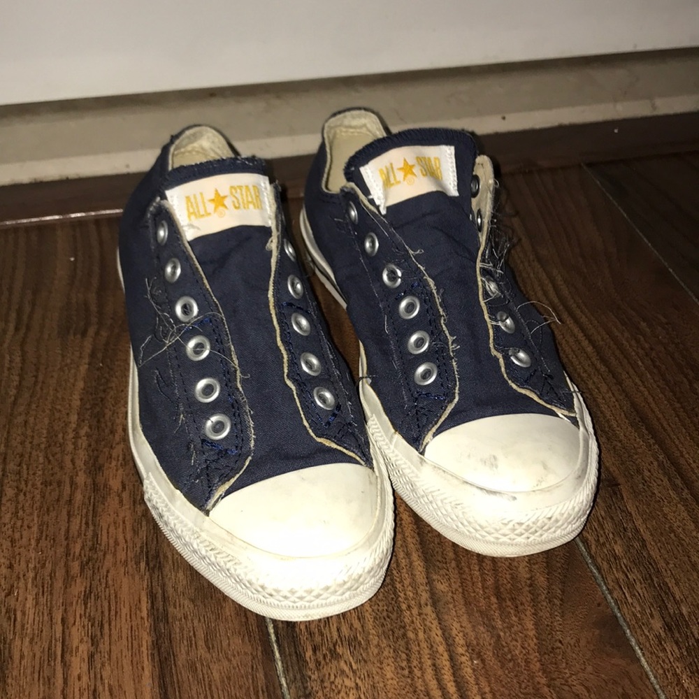 Converse Low Rise no laces Navy Blue and White